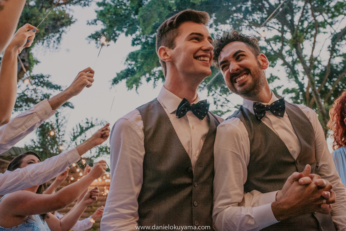 fotografopremiadodecasamentoemsaopaulo,fotografodecasamentoemsaopaulo,fotografiadecasamentoemsantos,fotosespontaneasdecasamento
,casamentonapraia,fotografoemsaopaulo,casamentonocampo,casamentohomoafetivo,casamentogay,casamentoespacoplataforma