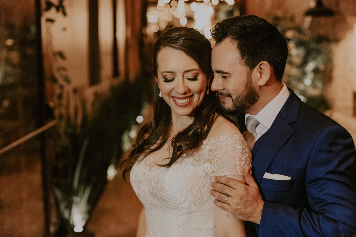 o ensaio pós cerimonia dos noivos e essencial pois é o unico momentos dos noivos juntos, essas fotos lindas e espontaneas são do melhor fotografo de sp Daniel Okuyama