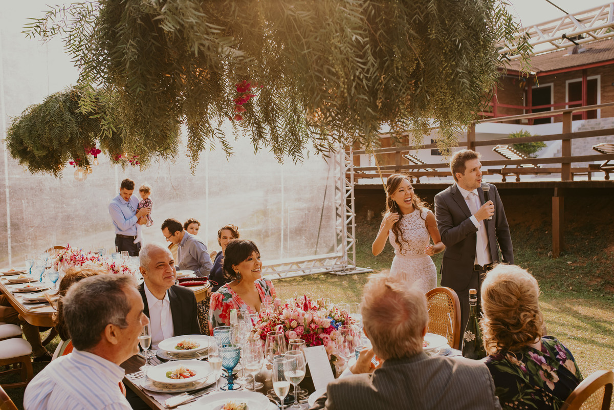 o agradecimento dos noivos antes da festa fot casamento 