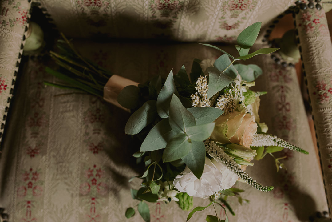 vestido de noiva pó de arroz noiva casa quena mini wedding são paulo fotógrafo de casamento buquê de casamento moderno