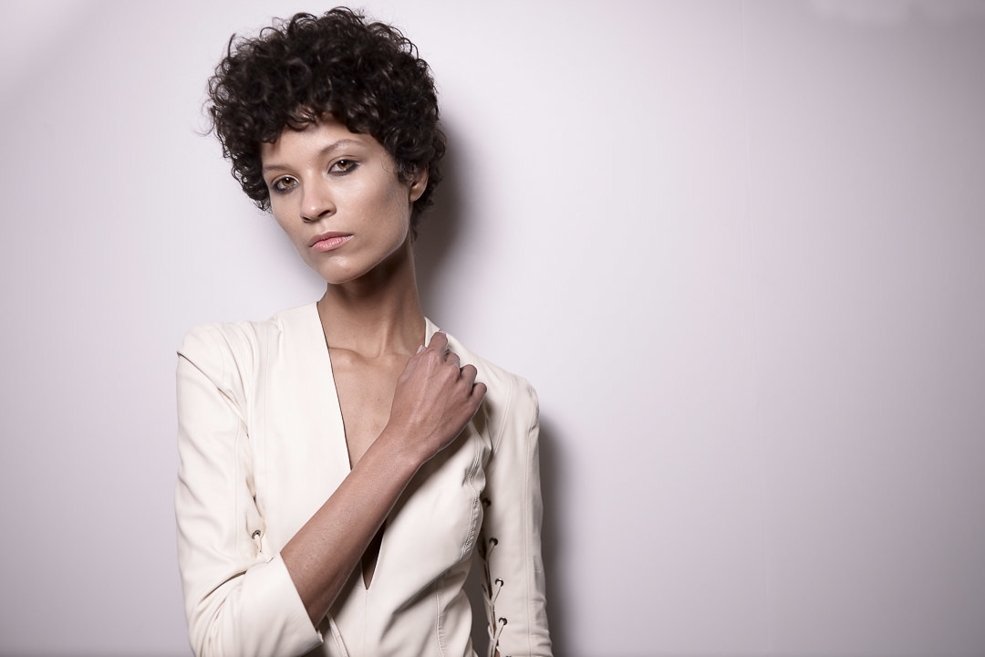 fotografia para campanhas publicitárias, marcas de moda. Modelo fotografada por Daniel Okuyama no spfw