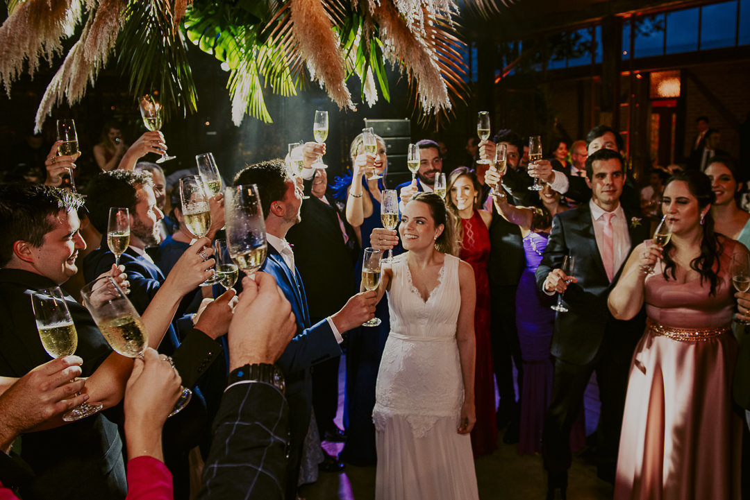 casamento em itatiba cerimonia de casamento ao ar livre na villa dangelo casamento de dia decoração de casamento festa de casamento banda de casamento banda o bardo e o banjo brinde de casamento 