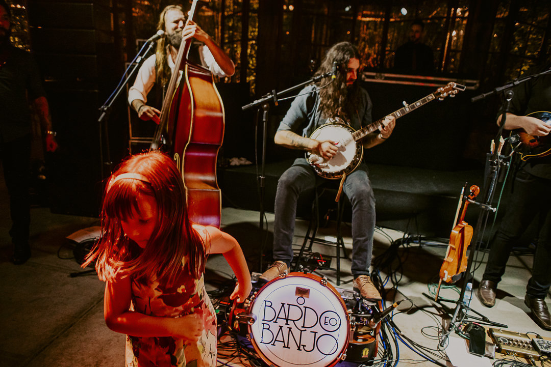 casamento em itatiba cerimonia de casamento ao ar livre na villa dangelo casamento de dia decoração de casamento festa de casamento banda de casamento banda o bardo e o banjo brinde de casamento 