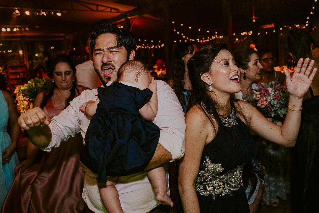 casamento em itatiba cerimonia de casamento ao ar livre na villa dangelo casamento de dia decoração de casamento festa de casamento banda de casamento banda o bardo e o banjo brinde de casamento 