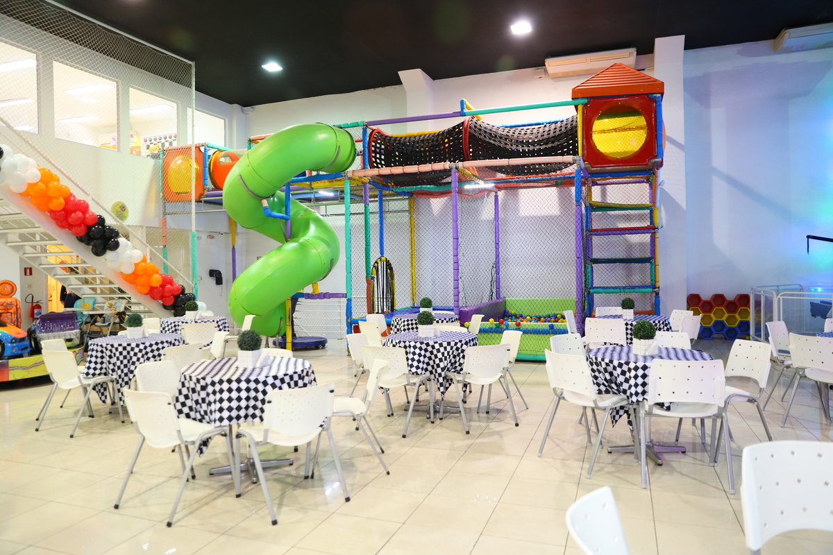 festa de aniversário buffet lolly kids decoração copa moto fotografia curitiba