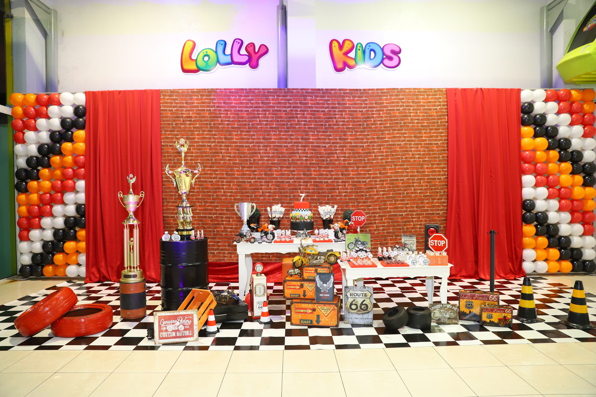 festa de aniversário buffet lolly kids decoração copa moto fotografia curitiba