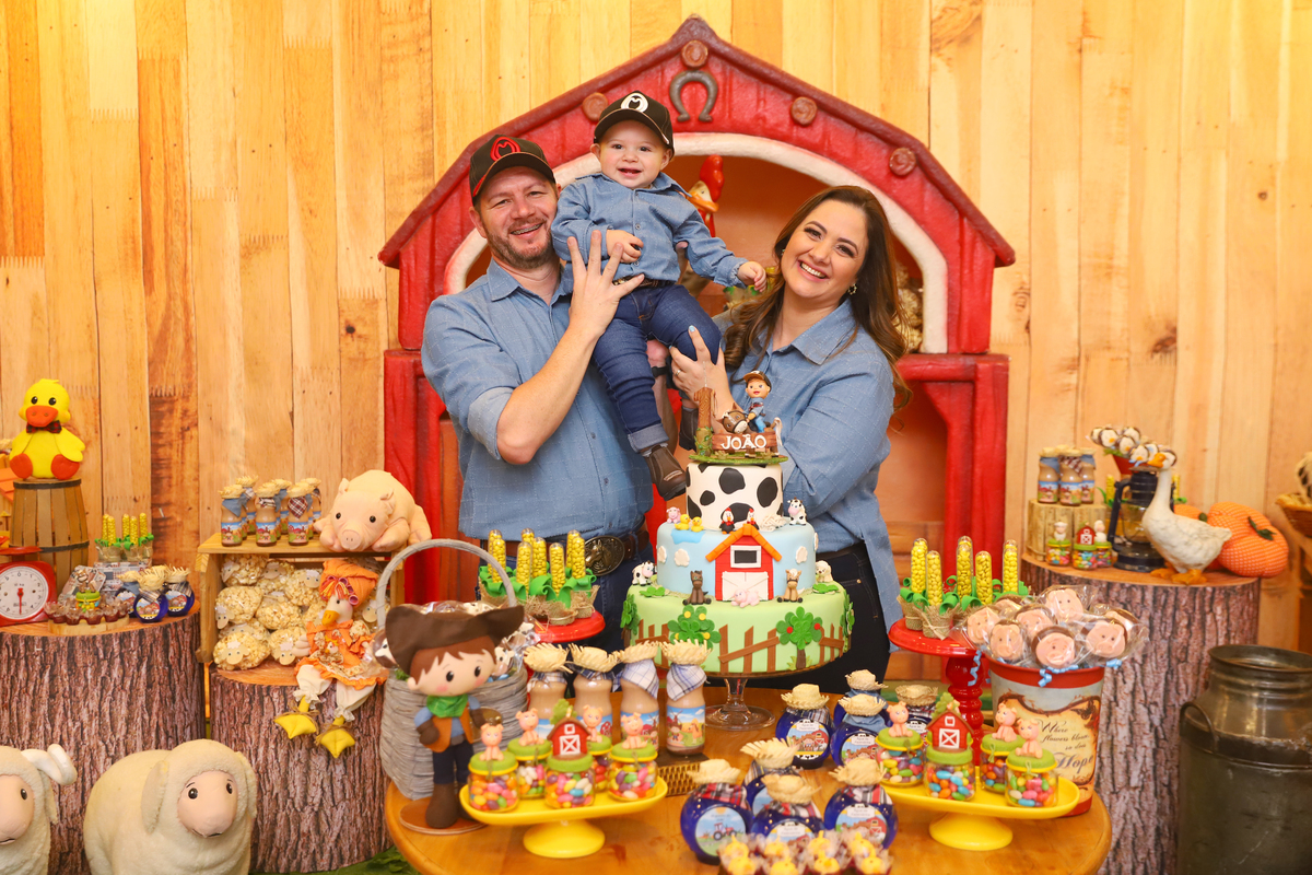 fotografia festa infantil decoração fazendinha aniversário curitiba menino 1 ano buffet 4 kids