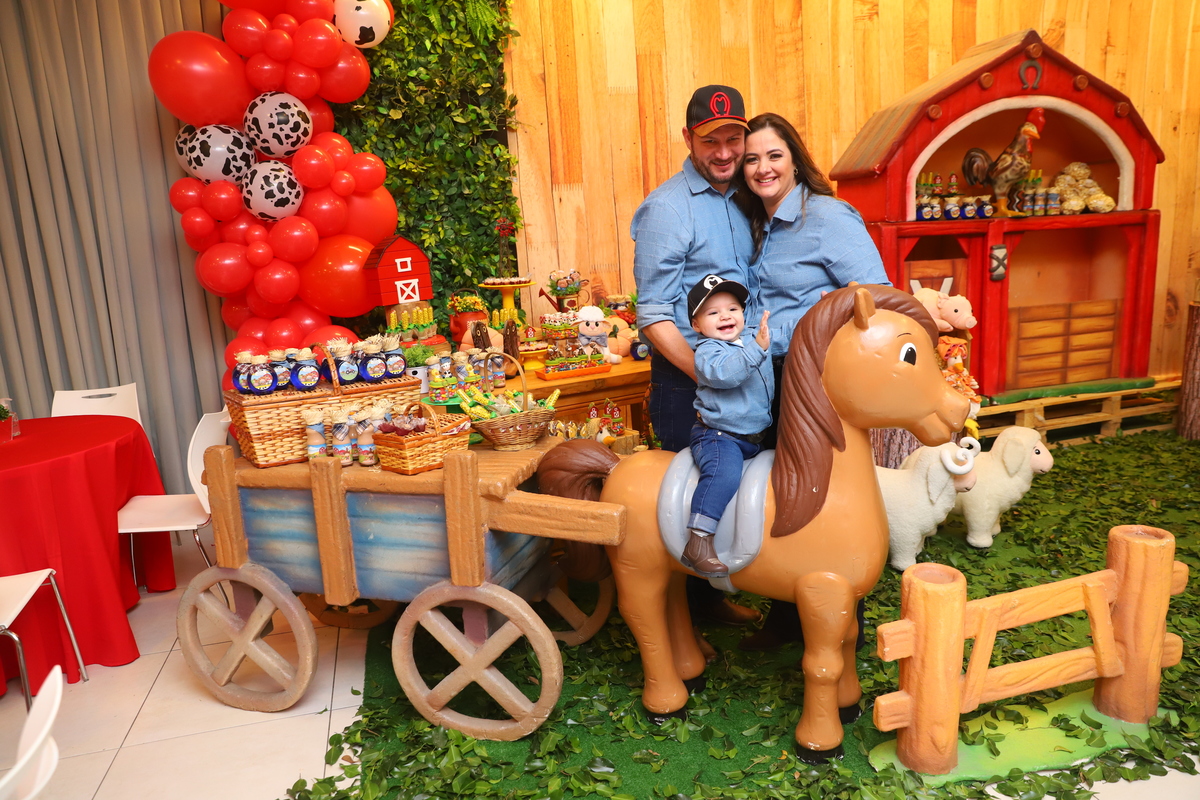 fotografia festa infantil decoração fazendinha aniversário curitiba menino 1 ano buffet 4 kids