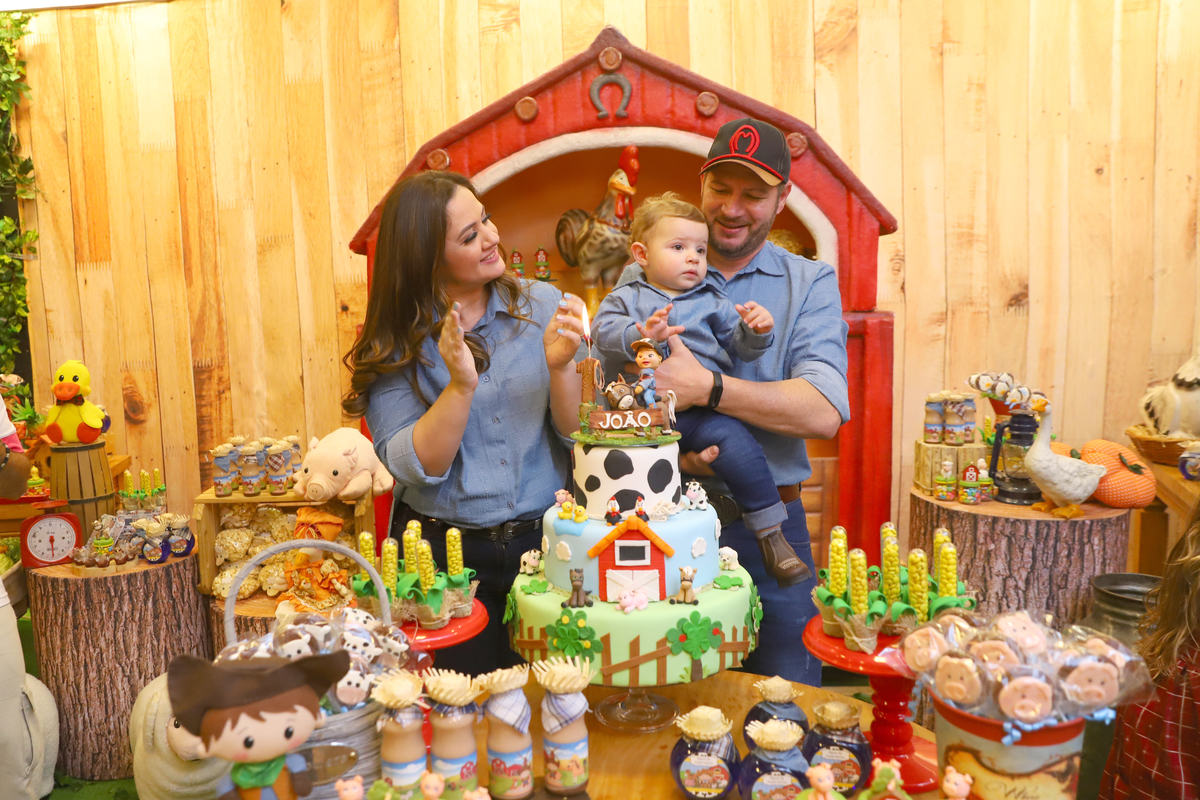fotografia festa infantil decoração fazendinha aniversário curitiba menino 1 ano buffet 4 kids