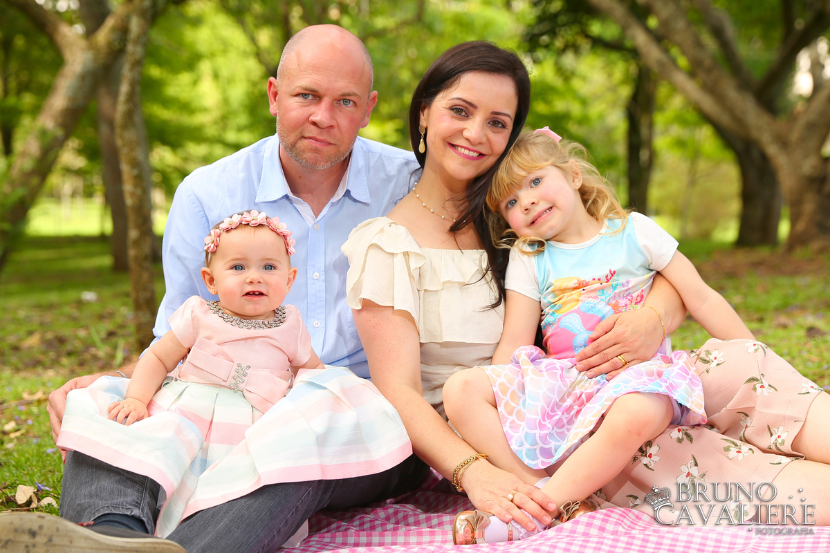 ensaio infantil e família externo jardim botânico de Curitiba