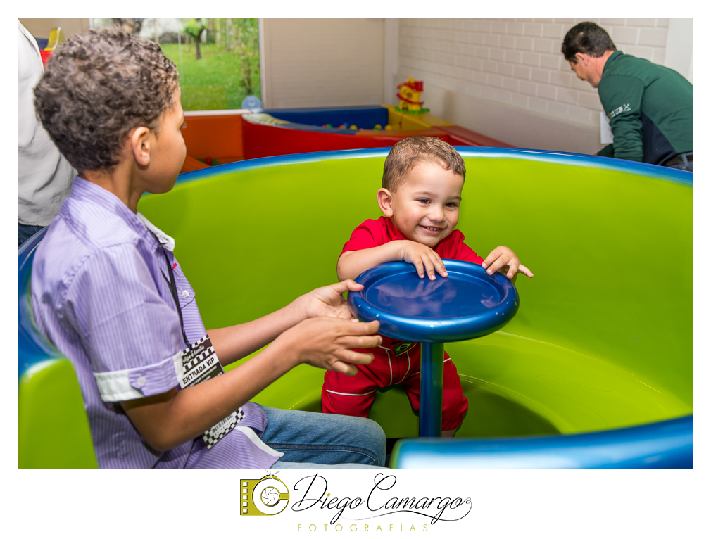 Esta é uma pequena amostra do que foi a comemoração do aniversário do Pedro.