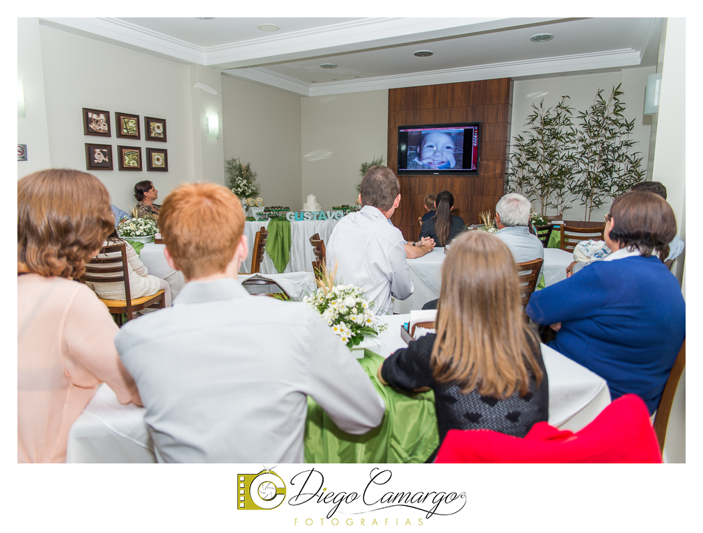 Esta foi a comemoração da crisma do Gustavo no Café do Hotel Kindermann.