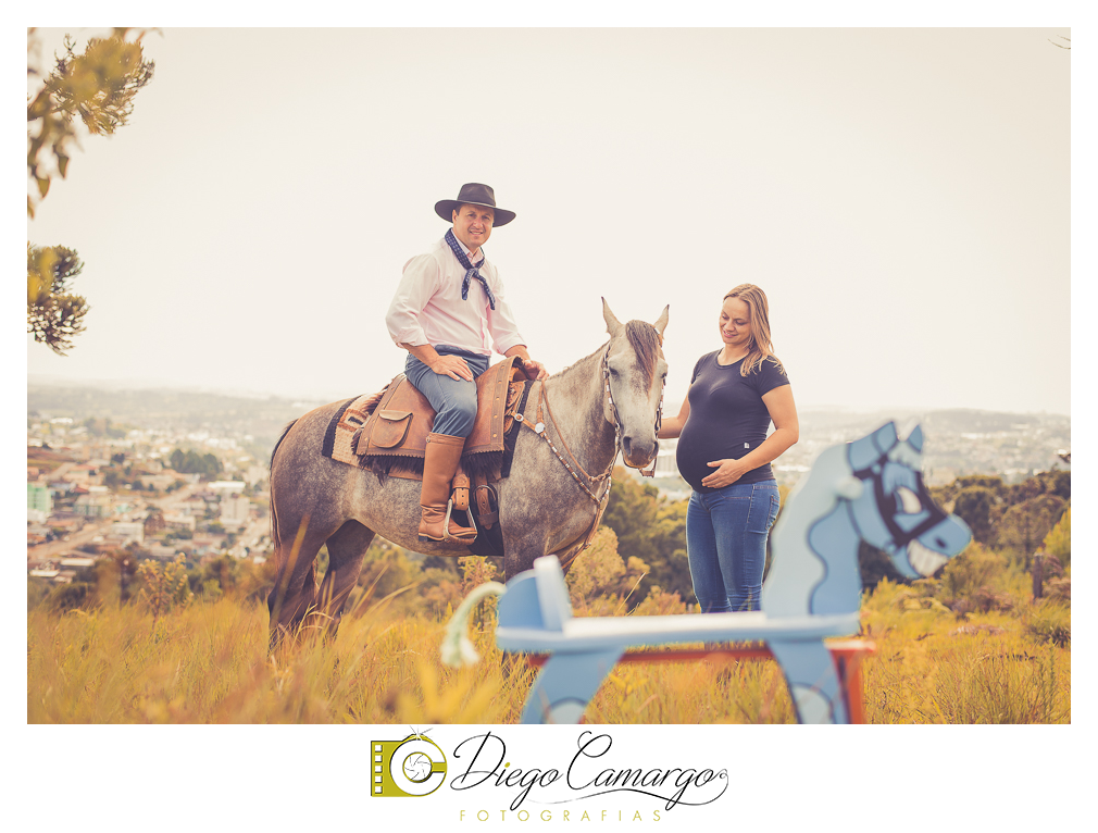 Este foi o ensaio da Janaína, Júnior e do Leo ainda na barriga da mamãe. Confira um pouco do que rolou neste ensaio com uma participação especial.