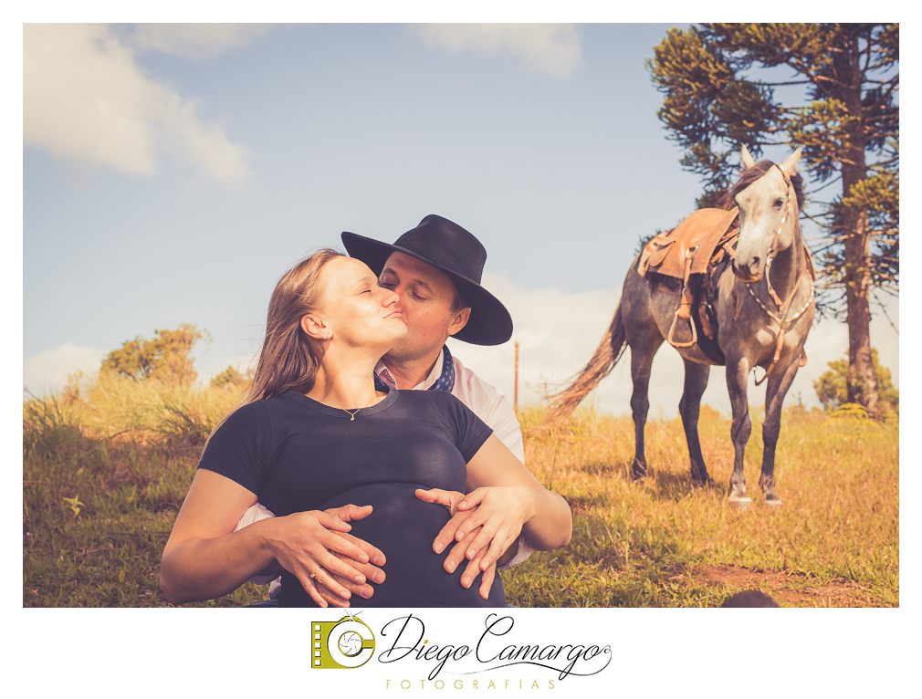 Este foi o ensaio da Janaína, Júnior e do Leo ainda na barriga da mamãe. Confira um pouco do que rolou neste ensaio com uma participação especial.