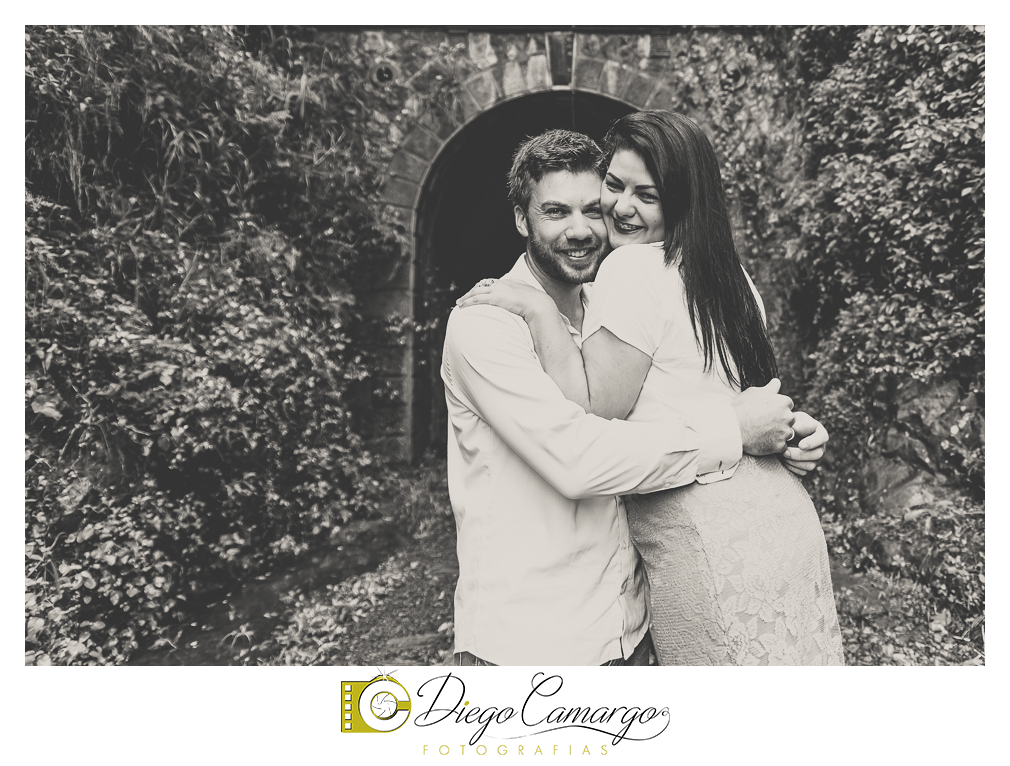 Pré-Wedding da Gisele e Paulo realizado nas cidades de Tangará e Pinheiro Preto. Além da simpatia deste casal, pudemos contemplar este belo visual. Confira um pouco deste ensaio.