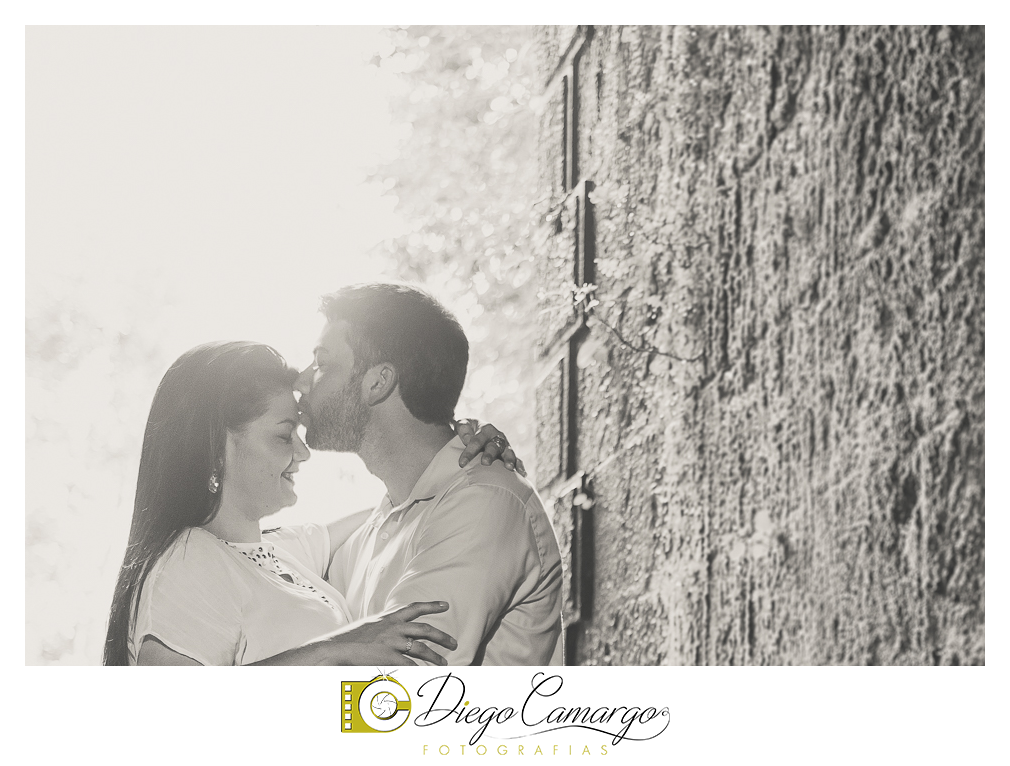 Pré-Wedding da Gisele e Paulo realizado nas cidades de Tangará e Pinheiro Preto. Além da simpatia deste casal, pudemos contemplar este belo visual. Confira um pouco deste ensaio.