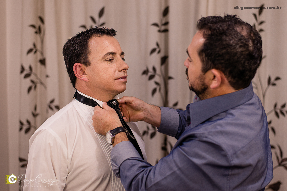 casamento, cacador, videira, fraiburgo, noiva, noivo, maquiagem, vestido, terno, catedral, bolo casamento, luagel, madrinhas, buque, 