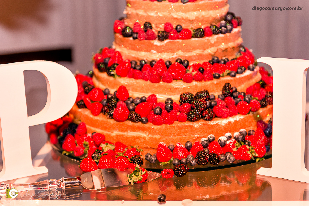 casamento, cacador, videira, fraiburgo, noiva, noivo, maquiagem, vestido, terno, catedral, bolo casamento, luagel, madrinhas, buque, 