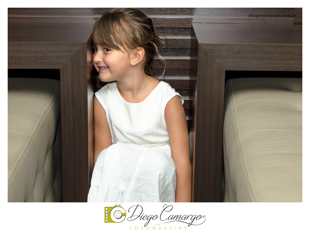 Este foi o Aniversário do Arthur, comemorando seu primeiro aninho. Na fazendinha do Arthur rolou muitos doces, salgadinhos, refrigerantes, e é claro, muitas brincadeiras juntamente com os familiares e amiguinhos.  Fotos: Diego Camargo e Fram