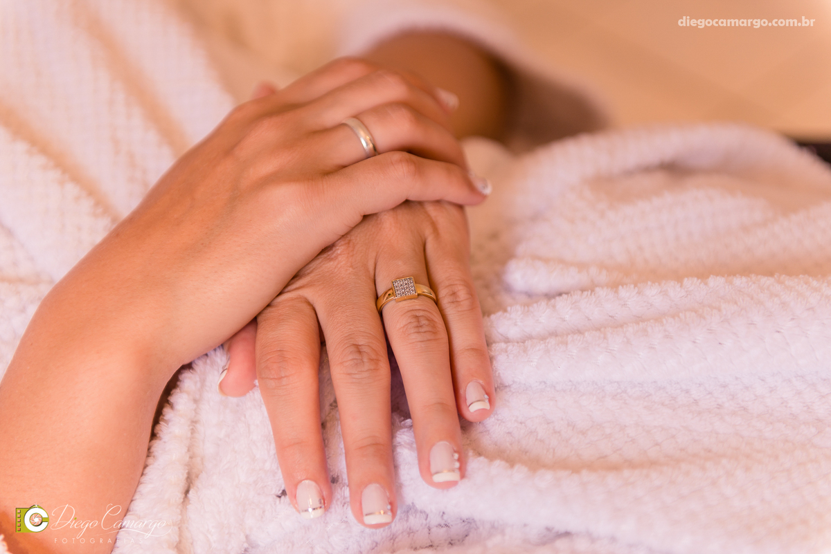 casamento, noivo, pai do noivo, terno, sapato, cinto, vestido, noiva, mae da noiva, brinco, anel, cabelo, maquiagem, salão de beleza, cabeleireiro, flor, buque, rosa, madrinha, ensaio, festa, fotografo, fotografia, caçador, igreja, catedral sao francisco