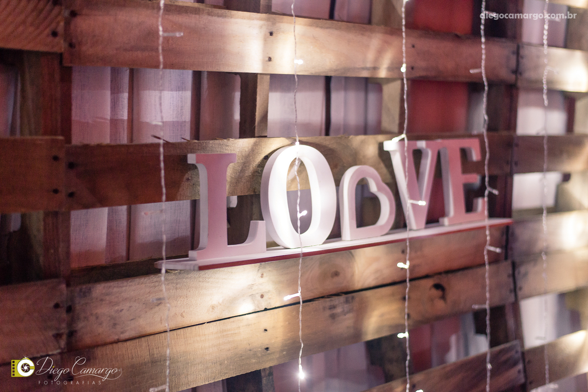 casamento, noivo, pai do noivo, terno, sapato, cinto, vestido, noiva, mae da noiva, brinco, anel, cabelo, maquiagem, salão de beleza, cabeleireiro, flor, buque, rosa, madrinha, ensaio, festa, fotografo, fotografia, caçador, igreja, catedral sao francisco