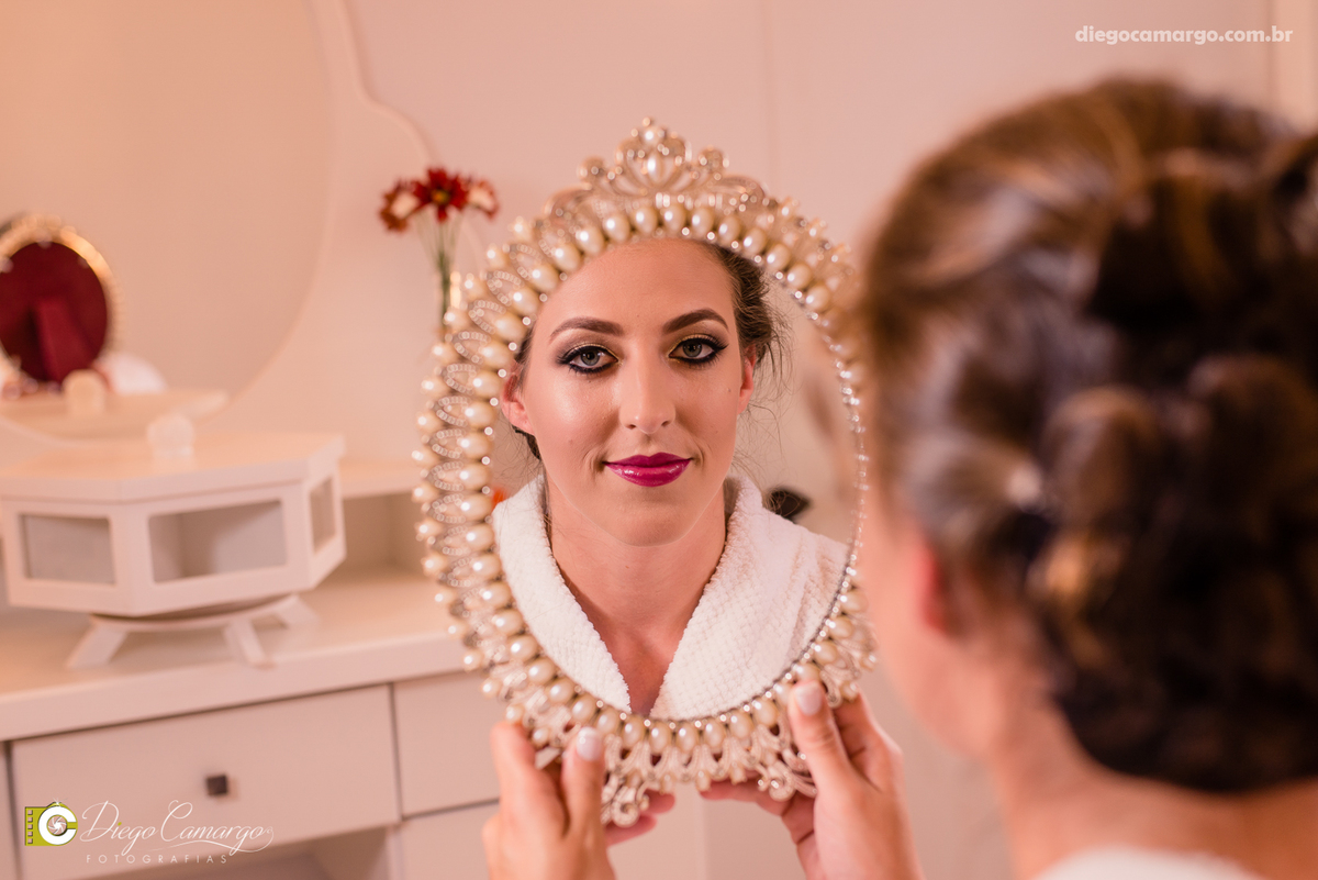 casamento, noivo, pai do noivo, terno, sapato, cinto, vestido, noiva, mae da noiva, brinco, anel, cabelo, maquiagem, salão de beleza, cabeleireiro, flor, buque, rosa, madrinha, ensaio, festa, fotografo, fotografia, caçador, igreja, catedral sao francisco