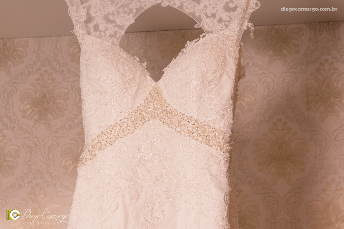 casamento, noivo, pai do noivo, terno, sapato, cinto, vestido, noiva, mae da noiva, brinco, anel, cabelo, maquiagem, salão de beleza, cabeleireiro, flor, buque, rosa, madrinha, ensaio, festa, fotografo, fotografia, caçador, igreja, catedral sao francisco