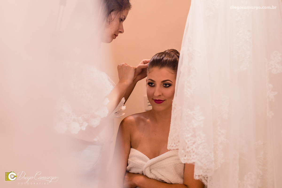 casamento, noivo, pai do noivo, terno, sapato, cinto, vestido, noiva, mae da noiva, brinco, anel, cabelo, maquiagem, salão de beleza, cabeleireiro, flor, buque, rosa, madrinha, ensaio, festa, fotografo, fotografia, caçador, igreja, catedral sao francisco