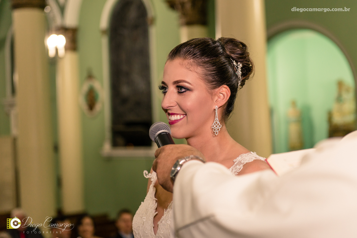 casamento, noivo, pai do noivo, terno, sapato, cinto, vestido, noiva, mae da noiva, brinco, anel, cabelo, maquiagem, salão de beleza, cabeleireiro, flor, buque, rosa, madrinha, ensaio, festa, fotografo, fotografia, caçador, igreja, catedral sao francisco