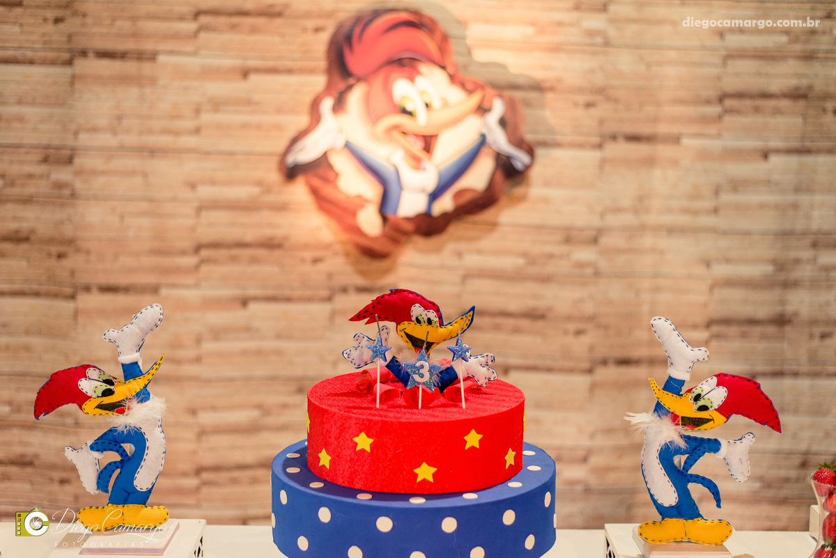 aniversario, quiosque scolaro, cacador, pica pau, linha cara, bolo, presente, docinho, salgado, brincadeira, ferias, festa, criança, pula pula, brigadeiro, decoração, escorrega, mágico