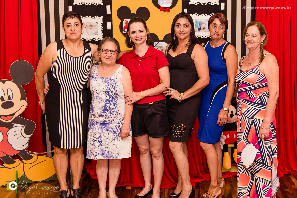 aniversario, festa infantil, bebe, 1 ano, brincadeira, doce, salgadinho, bolo, decoração, brinquedo, espuleto, juce decoracao, familia