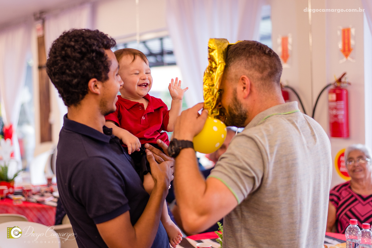 aniversario, festa infantil, bebe, 1 ano, brincadeira, doce, salgadinho, bolo, decoração, brinquedo, espuleto, juce decoracao, familia