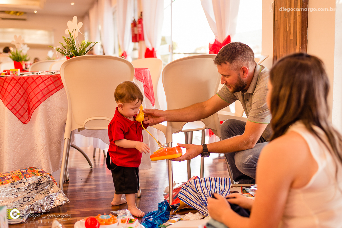 aniversario, festa infantil, bebe, 1 ano, brincadeira, doce, salgadinho, bolo, decoração, brinquedo, espuleto, juce decoracao, familia