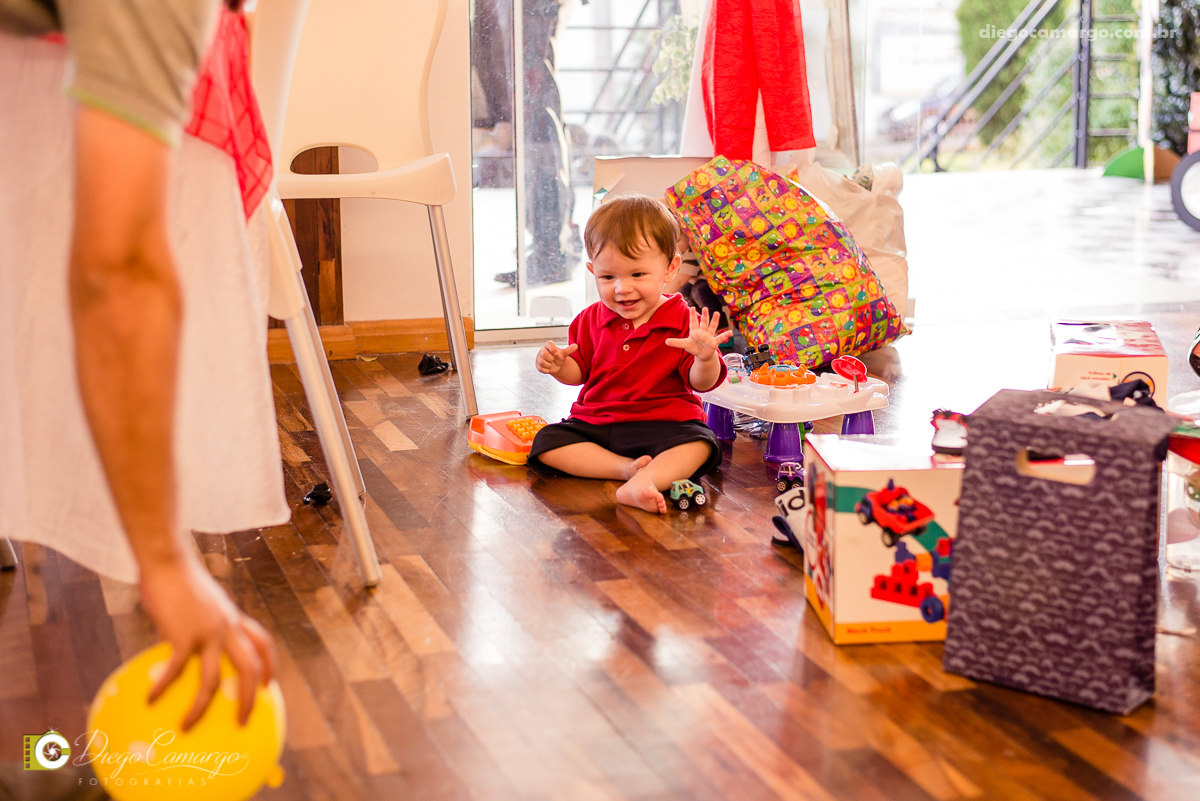 aniversario, festa infantil, bebe, 1 ano, brincadeira, doce, salgadinho, bolo, decoração, brinquedo, espuleto, juce decoracao, familia