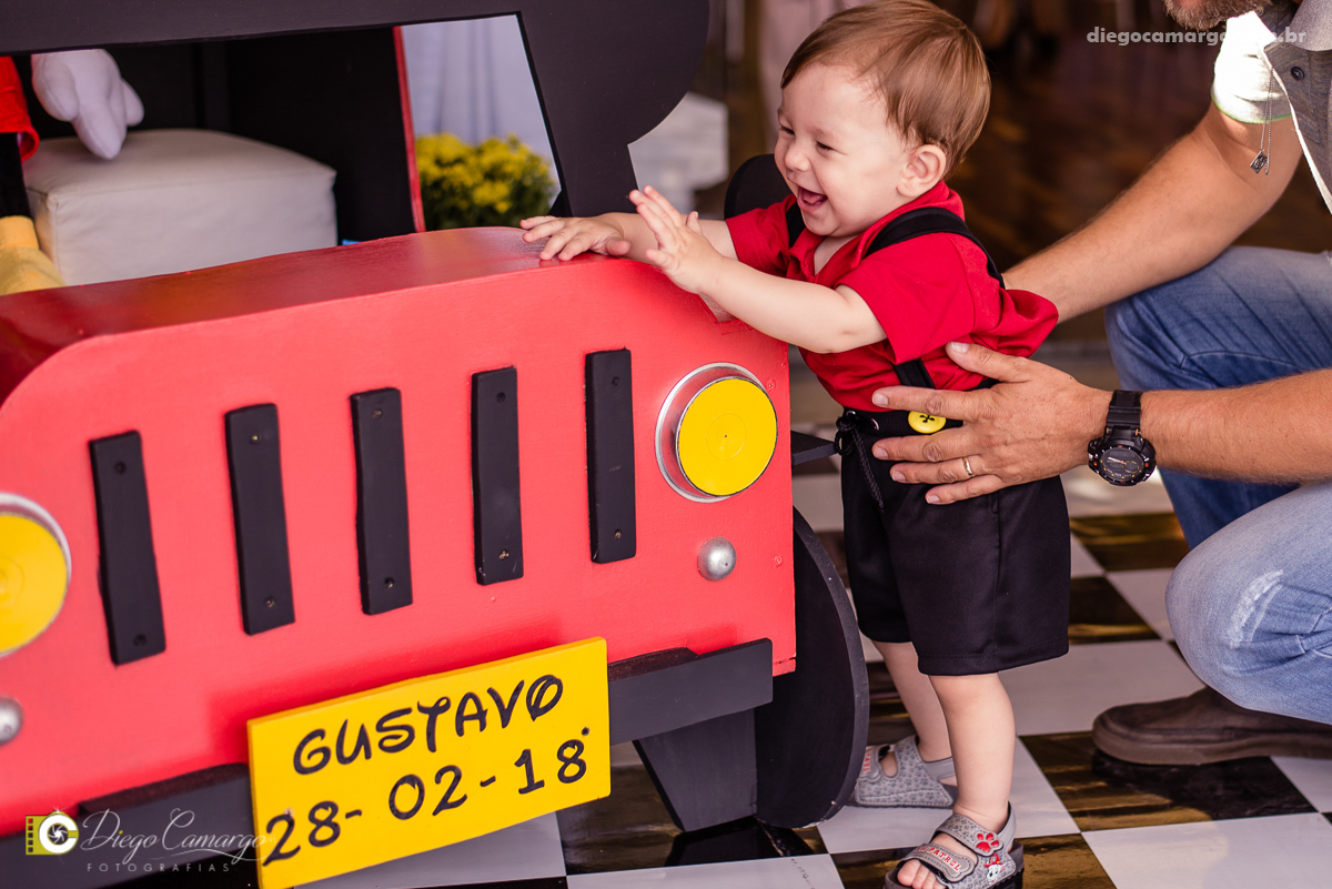 aniversario, festa infantil, bebe, 1 ano, brincadeira, doce, salgadinho, bolo, decoração, brinquedo, espuleto, juce decoracao, familia