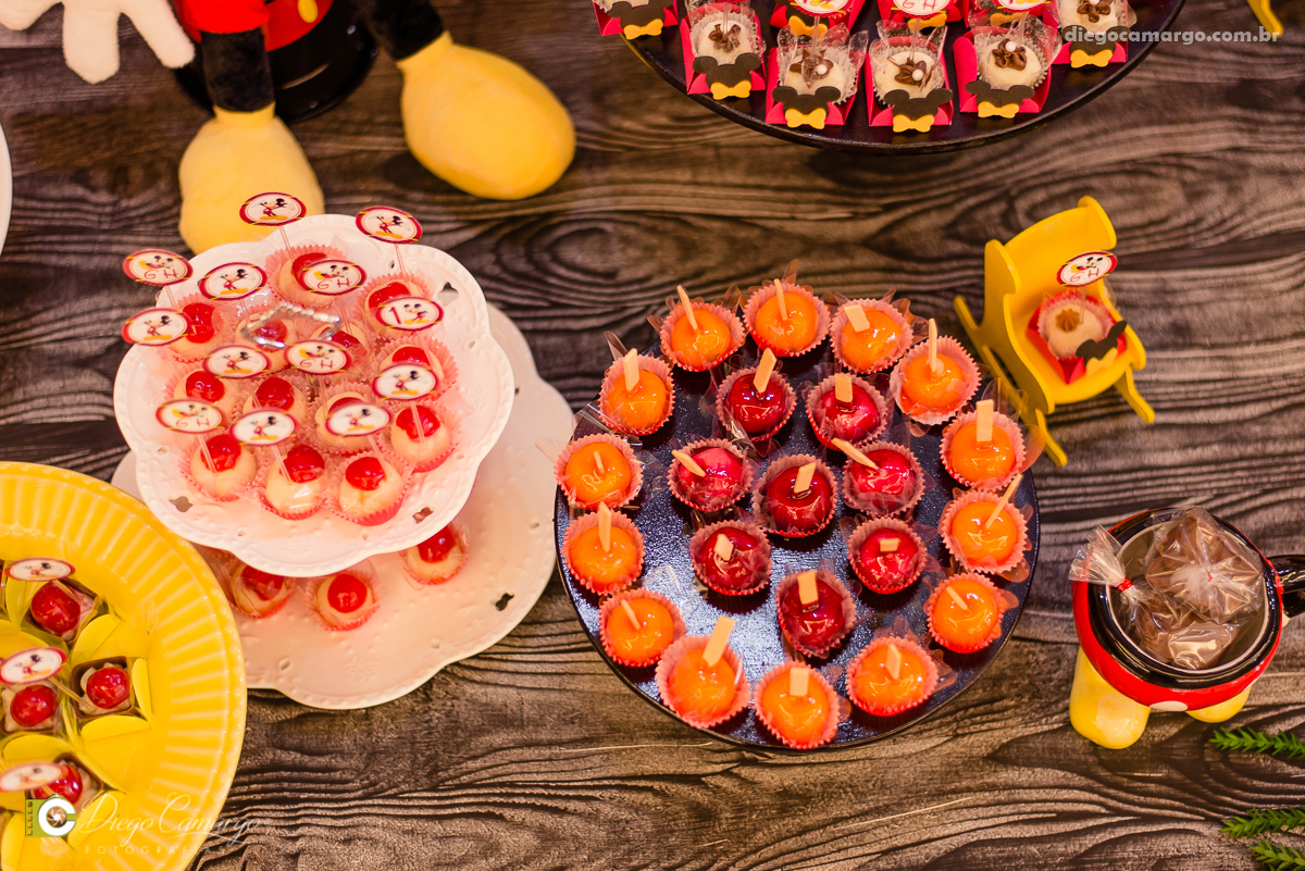 aniversario, festa infantil, bebe, 1 ano, brincadeira, doce, salgadinho, bolo, decoração, brinquedo, espuleto, juce decoracao, familia