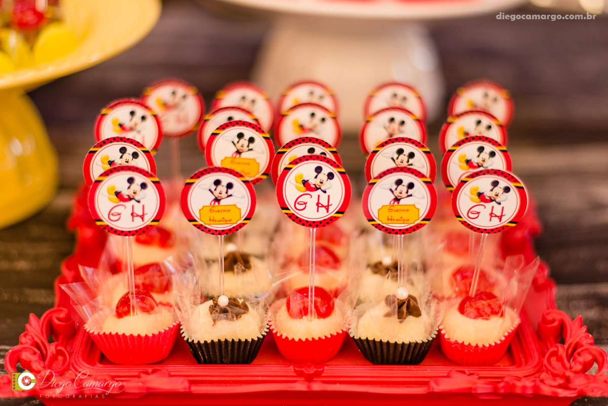 aniversario, festa infantil, bebe, 1 ano, brincadeira, doce, salgadinho, bolo, decoração, brinquedo, espuleto, juce decoracao, familia