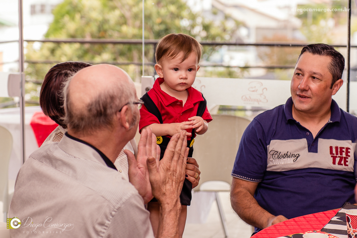 aniversario, festa infantil, bebe, 1 ano, brincadeira, doce, salgadinho, bolo, decoração, brinquedo, espuleto, juce decoracao, familia