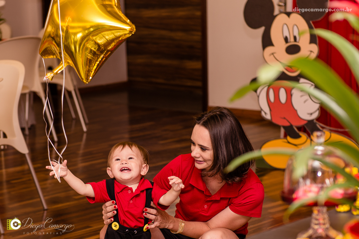 aniversario, festa infantil, bebe, 1 ano, brincadeira, doce, salgadinho, bolo, decoração, brinquedo, espuleto, juce decoracao, familia