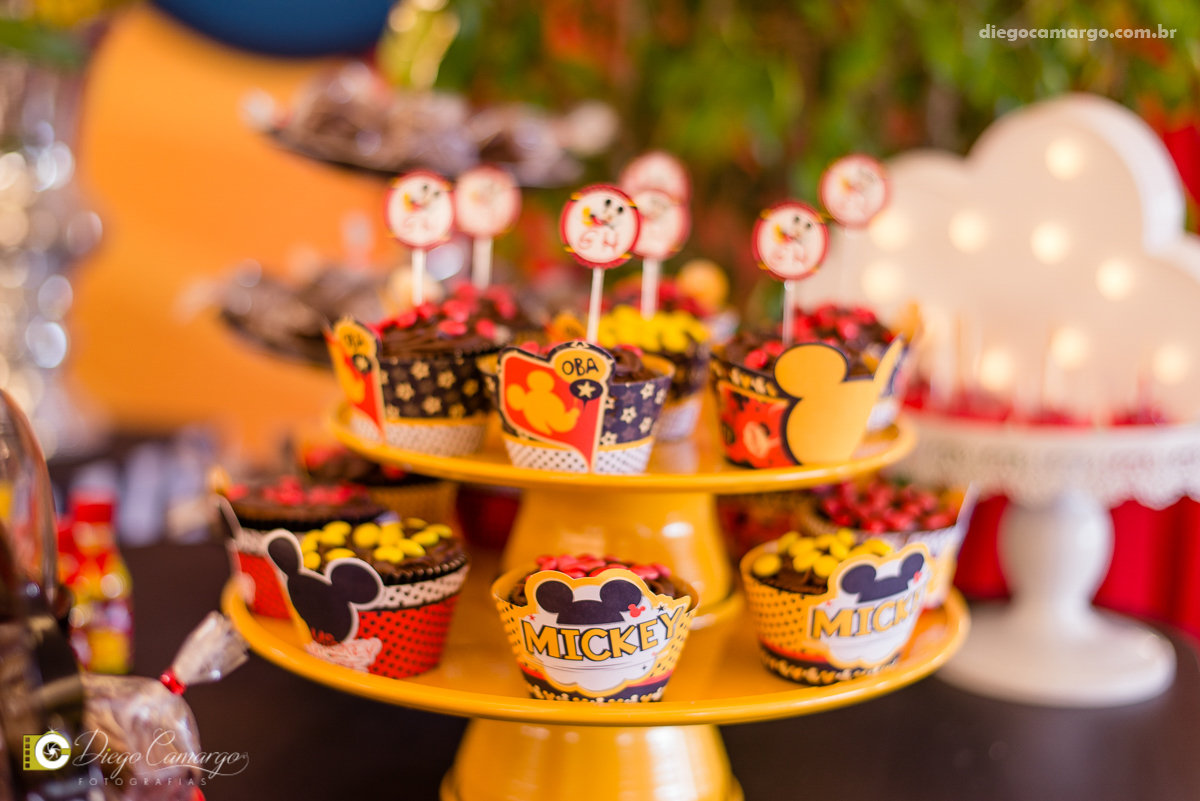 aniversario, festa infantil, bebe, 1 ano, brincadeira, doce, salgadinho, bolo, decoração, brinquedo, espuleto, juce decoracao, familia