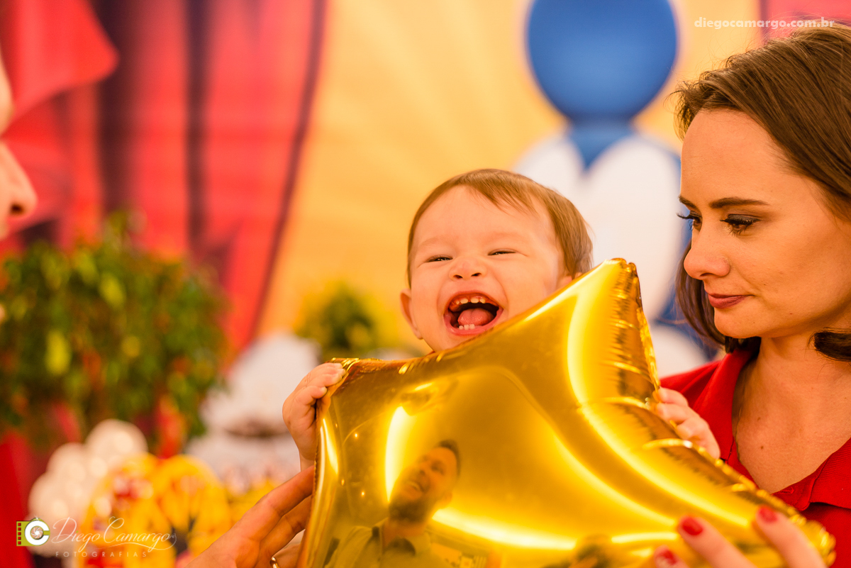 aniversario, festa infantil, bebe, 1 ano, brincadeira, doce, salgadinho, bolo, decoração, brinquedo, espuleto, juce decoracao, familia