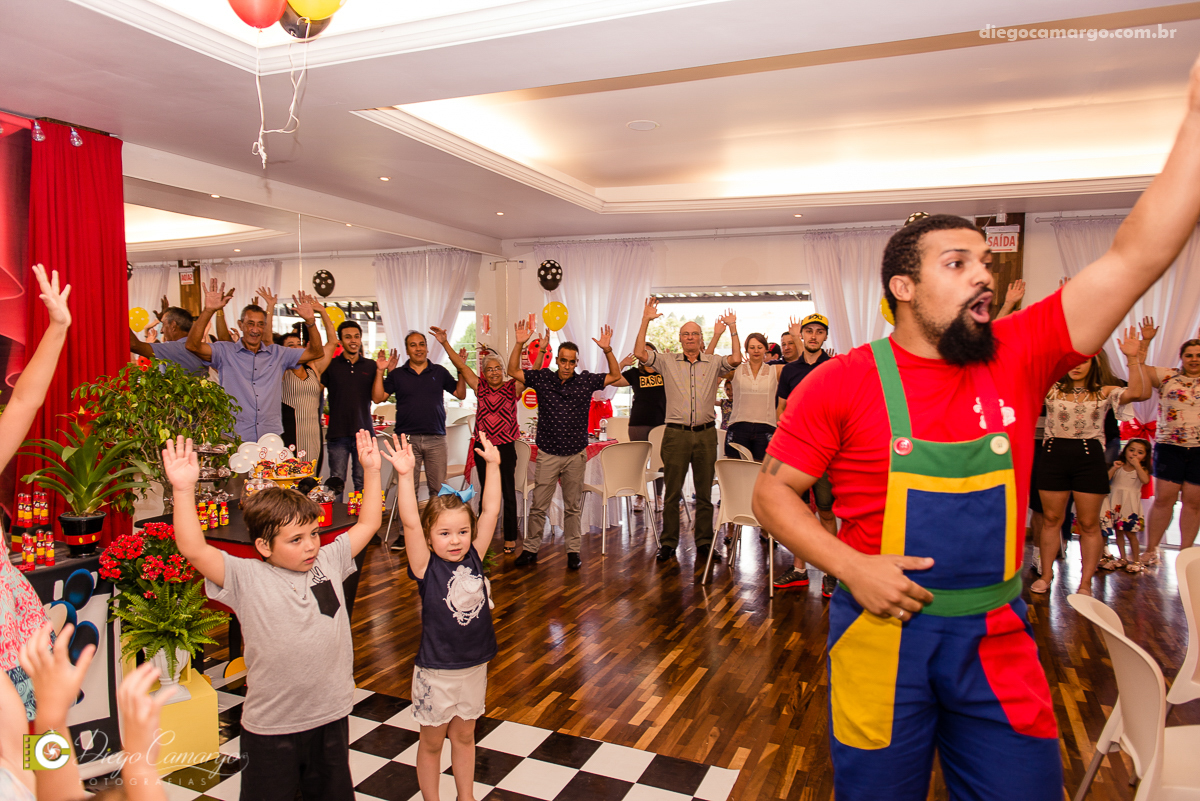 aniversario, festa infantil, bebe, 1 ano, brincadeira, doce, salgadinho, bolo, decoração, brinquedo, espuleto, juce decoracao, familia