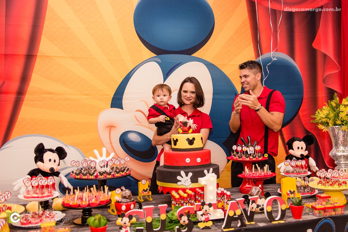 aniversario, festa infantil, bebe, 1 ano, brincadeira, doce, salgadinho, bolo, decoração, brinquedo, espuleto, juce decoracao, familia