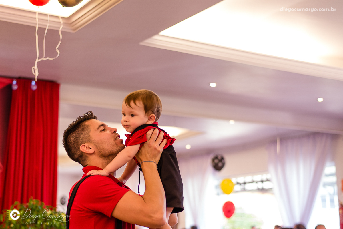 aniversario, festa infantil, bebe, 1 ano, brincadeira, doce, salgadinho, bolo, decoração, brinquedo, espuleto, juce decoracao, familia