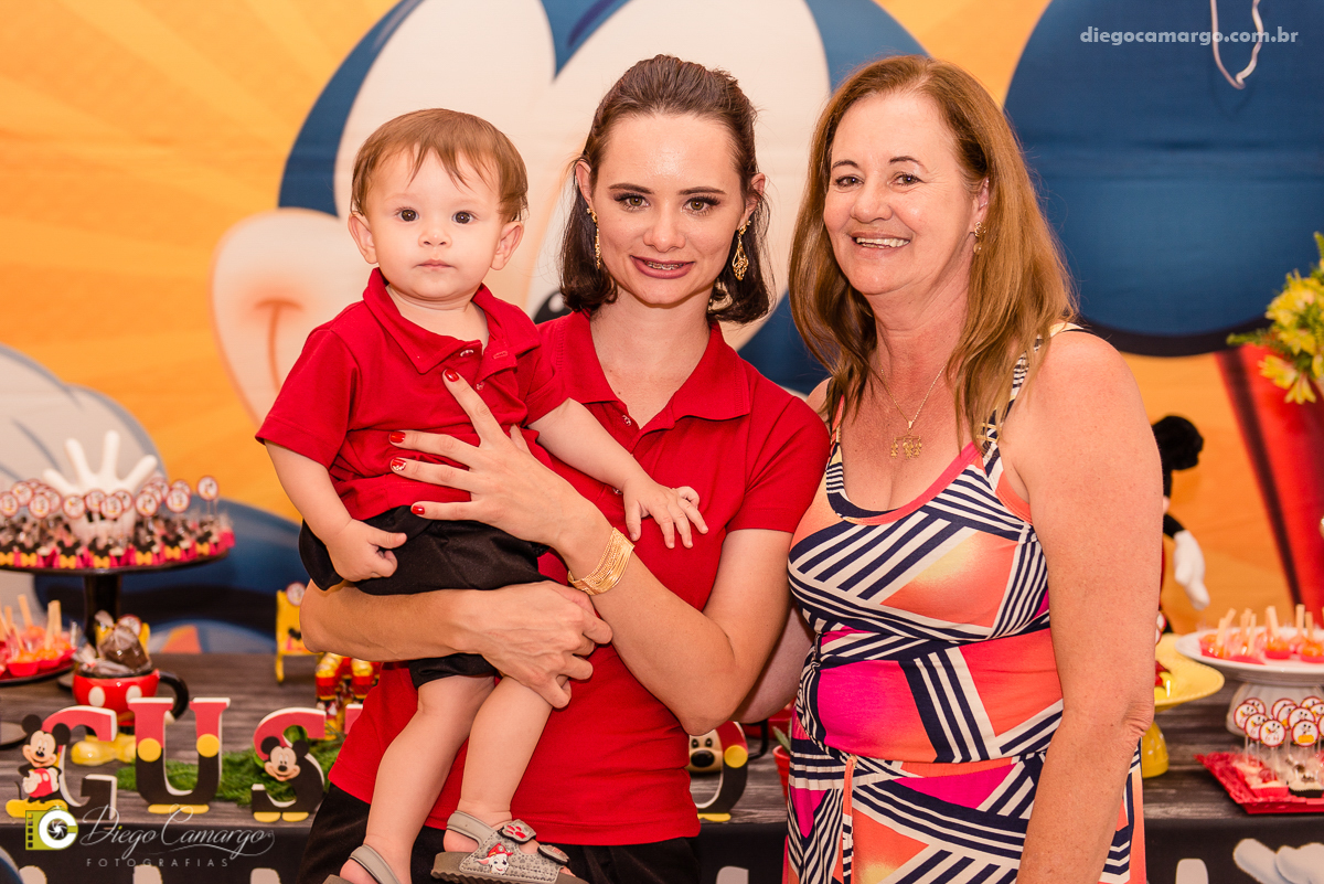 aniversario, festa infantil, bebe, 1 ano, brincadeira, doce, salgadinho, bolo, decoração, brinquedo, espuleto, juce decoracao, familia