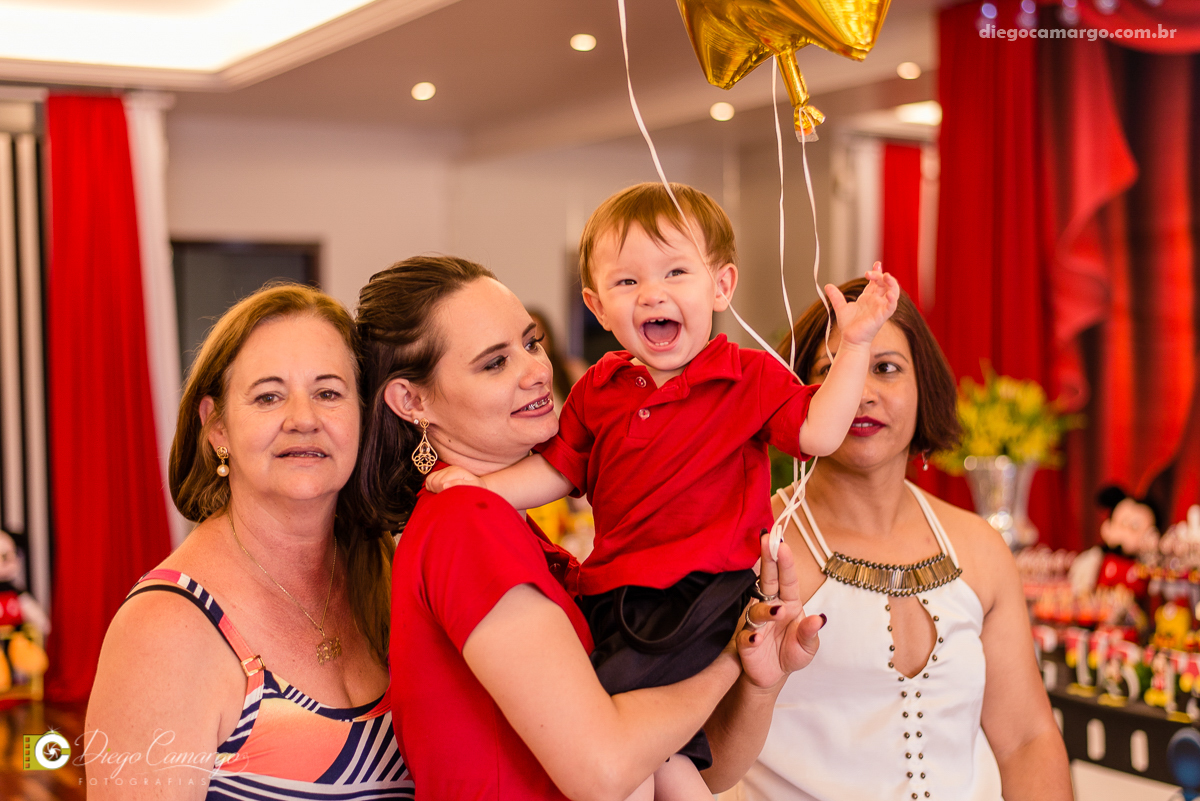 aniversario, festa infantil, bebe, 1 ano, brincadeira, doce, salgadinho, bolo, decoração, brinquedo, espuleto, juce decoracao, familia