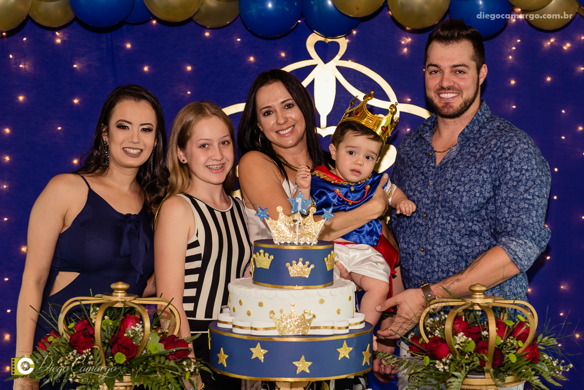 aniversario, festa infantil, bebe, 1 ano, brincadeira, doce, salgadinho, bolo, decoração, brinquedo, espuleto, decoracao, familia, viposa