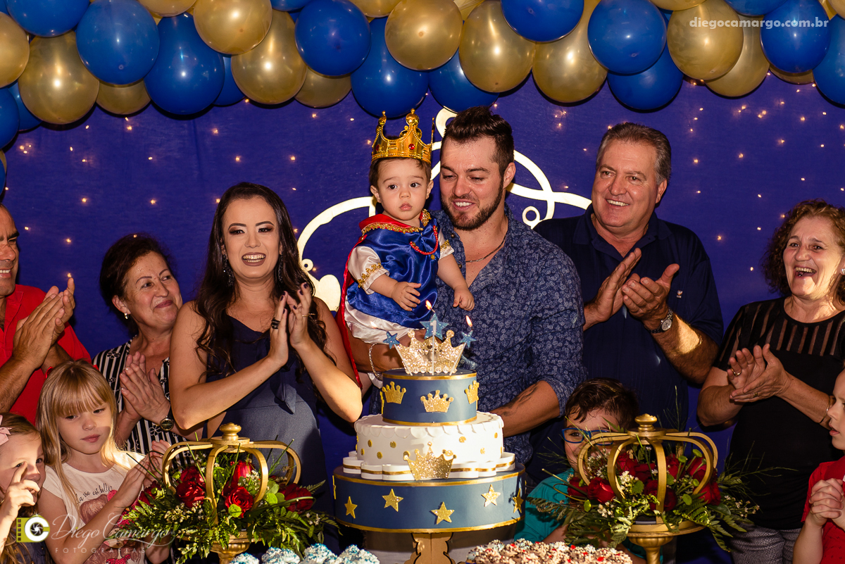 aniversario, festa infantil, bebe, 1 ano, brincadeira, doce, salgadinho, bolo, decoração, brinquedo, espuleto, decoracao, familia, viposa