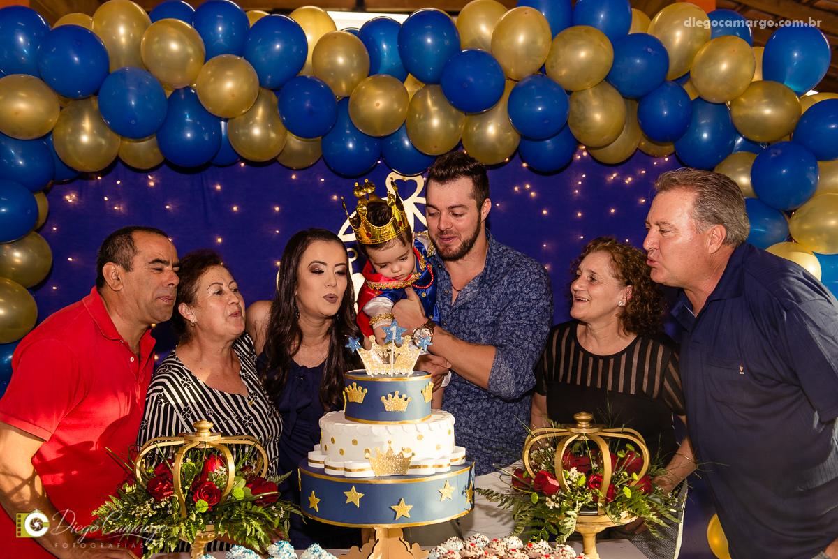 aniversario, festa infantil, bebe, 1 ano, brincadeira, doce, salgadinho, bolo, decoração, brinquedo, espuleto, decoracao, familia, viposa