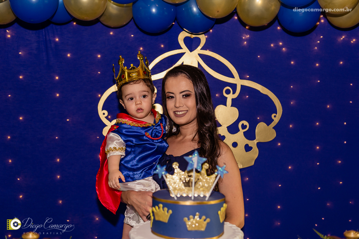 aniversario, festa infantil, bebe, 1 ano, brincadeira, doce, salgadinho, bolo, decoração, brinquedo, espuleto, decoracao, familia, viposa